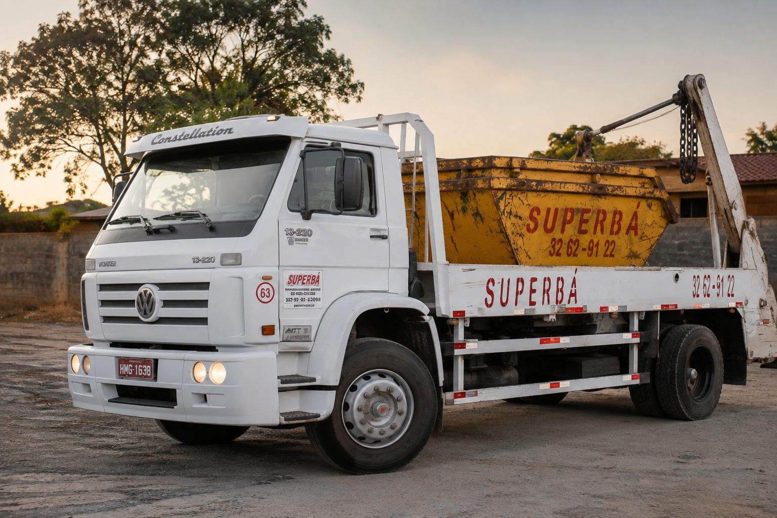 Caminhão Superbá de disk entulho